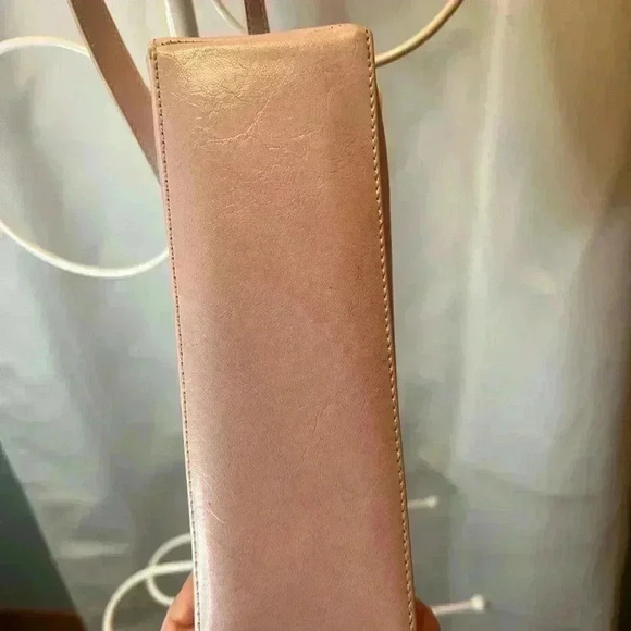 Liz Claiborne Leather Shoulder Bag Blush Pink - Picture 5 of 8